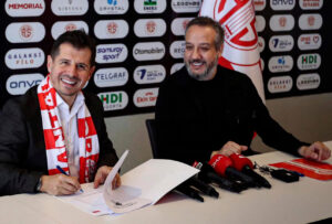 Antalyaspor‘da Emre Belözoğlu dönemi resmen başladı