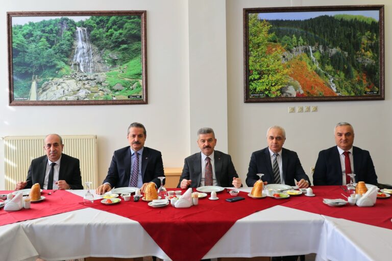 Artvin'de Çalışan Gazeteciler Günü kutlandı
