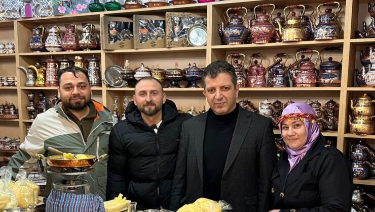 Balıkla konuşan adamdan Haunedy’de kuymak şovu – Birlik Haber Ajansı