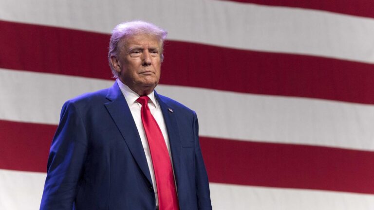 Trump, 6 Ocak Konge baskınına karışmaktan ceza alanlar için af çıkardı