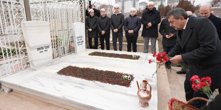 Tevfik İleri vefatının 63. yıl dönümünde kabri başında anıldı – Birlik Haber Ajansı