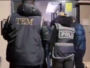 39 İlde FETÖ'ye Operasyon 103 Şüpheli Yakalandı