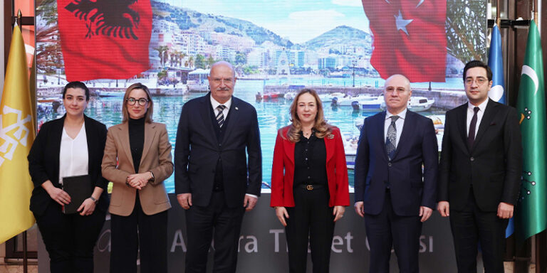 Arnavutluk Büyükelçisi Kadzadej, ATO Başkanı Baran'ı ziyaret etti