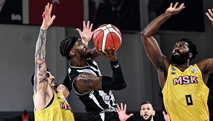 Beşiktaş, ING Türkiye Kupası yarı finalinde Mersin’i geçerek finale yükseldi