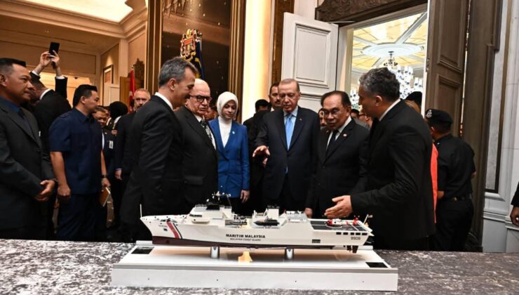 Desan Tersanesi Türkiye’nin gururu oldu; Malezya’da stratejik gemi yapımı için imzalar atıldı
