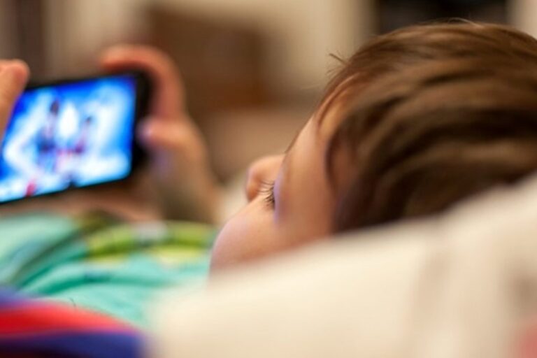 Ebeveynler için Dijital Farkındalık Atölyesi