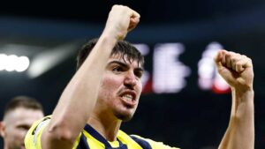 Fenerbahçe, Anderlecht'i saf dışı bıraktı, UEFA Avrupa Ligi'nde son 16 turuna yükseldi