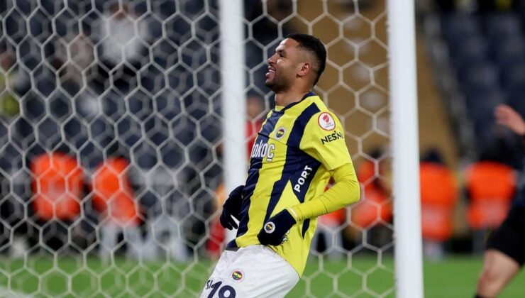 Fenerbahçe, Erzurumspor FK'yi 5 golle devirdi