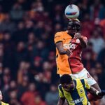 Galatasaray ve Fenerbahçe yenişemedi