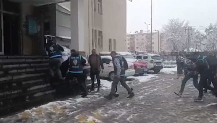 Kayseri’de fuhuş çetesine şafak operasyonu: 10 kadın kurtarıldı! 6 gözaltı