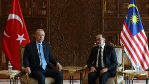 Malezya: Dünya Müslüman aleminin lideri Erdoğan'ı ağırlıyoruz