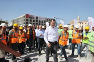 Murat Kurum’a fahri hemşehrilik beratı