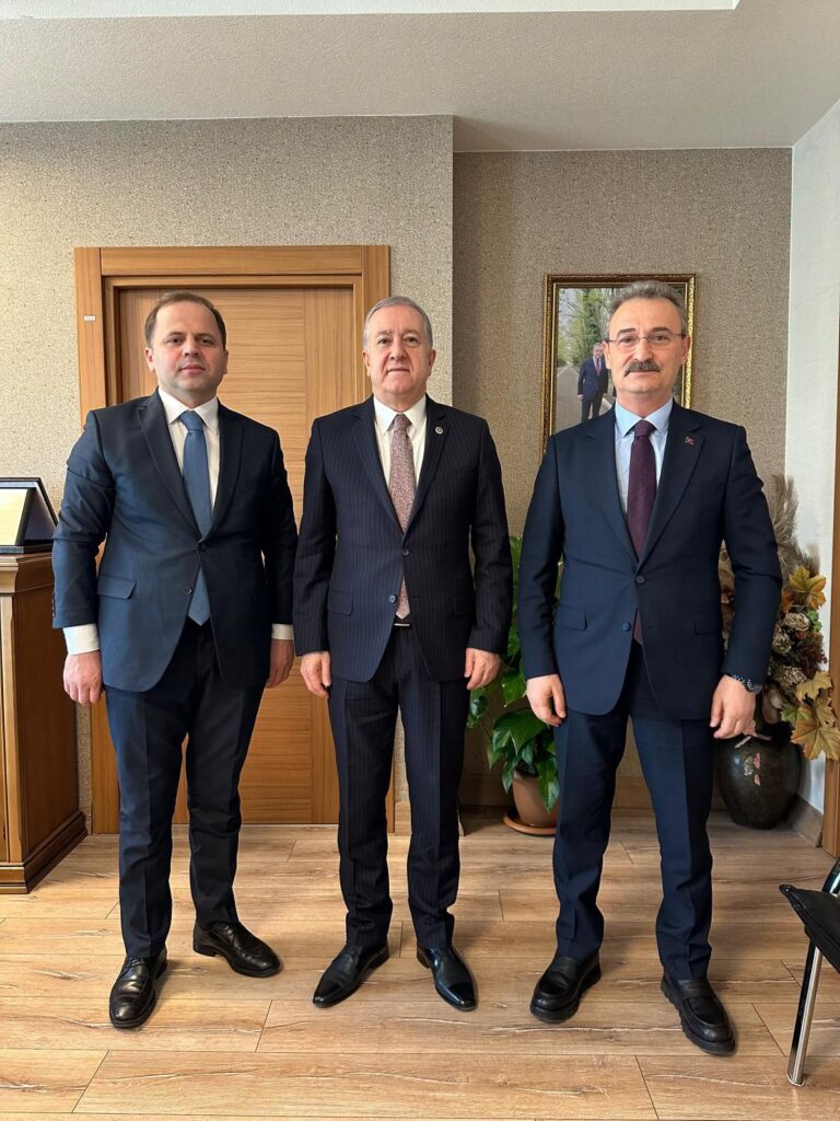 Şalpazarlı başkanlar Ankara’dan müjdelerle döndü