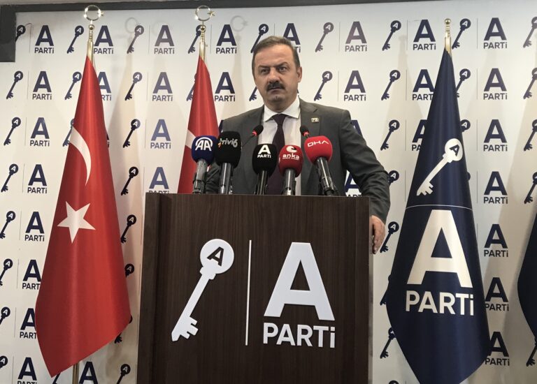 Yavuz Ağıralioğlu: Çözüm değil çözülme çalıştayı!