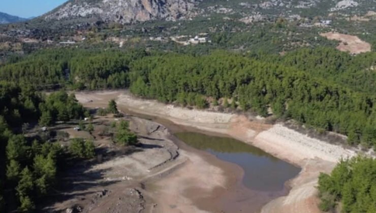 Antalya’da kıyameti anımsatan rapor: Kent adeta kuruyor!