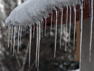 Ardahan’da buz çağı: Hava eksi 22 derece!