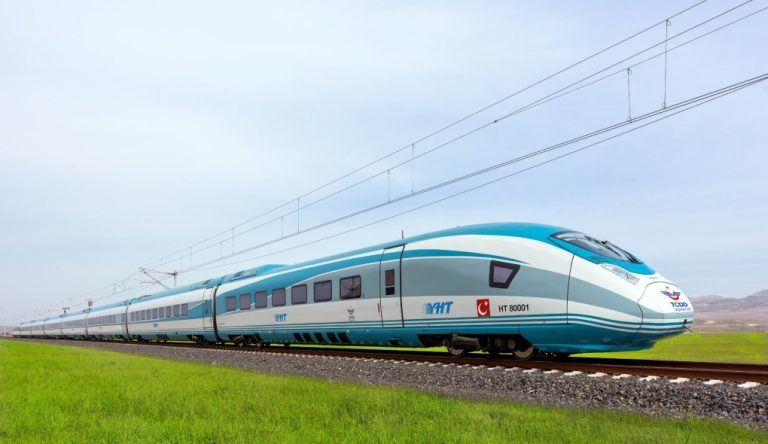 Bayramda Ankara-İstanbul’a ek YHT seferi sağlanacak