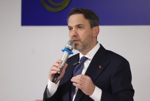 Enerji Bakanı Bayraktar, 2028’de 5 Katını Üreteceğiz