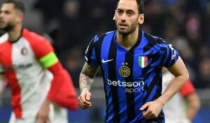 Hakan Çalhanoğlu tarihe geçti!