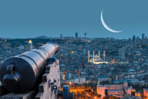 İftara kaç saat kaldı? Şehir şehir iftar saatleri ve akşam ezanı vakitleri