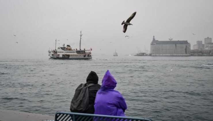 İstanbul’a kış geri dönüyor: Sıcaklık 22 derece birden düşecek!