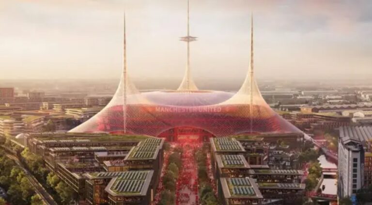 Manchester United İngiltere'nin en büyük stadyumunu yapacak