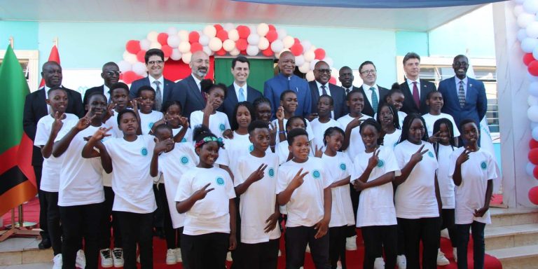 Zambiya'daki FETÖ okulları, Türkiye Maarif Vakfına Devredildi