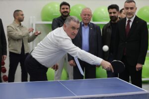 Bakan Bak, Zeytinburnu Spor Merkezi'nin açılışına katıldı