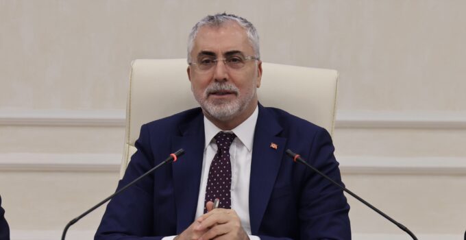 Bakan Işıkhan: Türkiye'ye yönelik kara propaganda yapılıyor