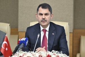 Bakan Kurum: İzmit Körfezi’nde Türkiye ve dünyaya örnek olacak proje yürütüyoruz