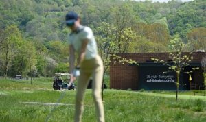sahibinden.com Spora Desteğini Golf Sahalarına Taşıdı