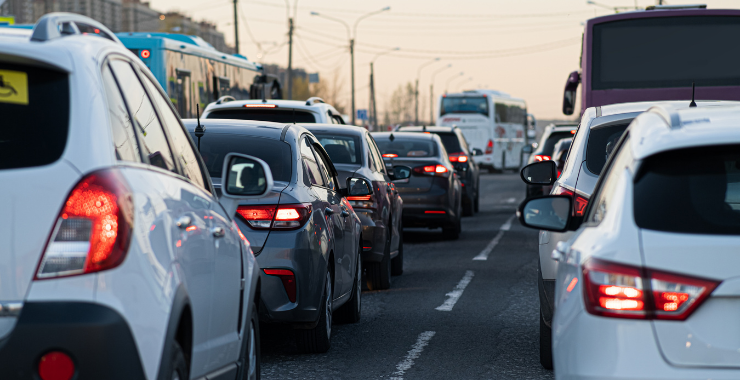 Tatil dönüşü yolları kilitledi: Bolu'da yoğun trafik devam ediyor