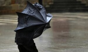 10 il için fırtına alarmı: Turuncu ve sarı kodlu uyarılar verildi