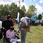 Beyaz Kalpler öğrencilerinden örnek davranış