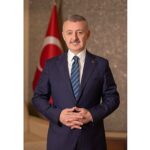 “Bir annenin yüreği, bütün bir insanlığın sığınağıdır”