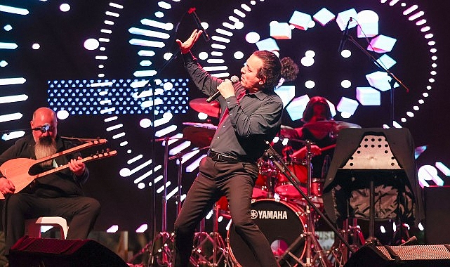 Buca’nın en renkli festivali coşkuyla geçti