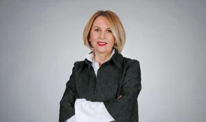 Darüşşafakalı Öğrenciler, Handan Uran Ertuğrul’un Anısını Muhsin Ertuğrul Sahnesinde Yaşattı