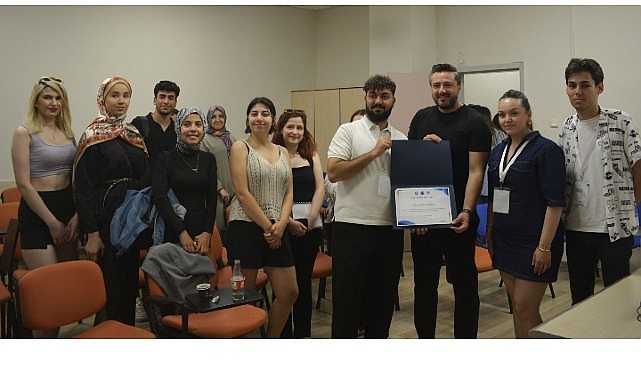 Ege’de ilişki yönetimi ve bağlanma problemleri konuşuldu