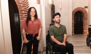 Engelli bireylerin hayatını kolaylaştırmak için bir araya geliyorlar