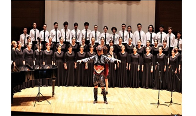 İzmir Uluslararası Çoksesli Korolar Festivali başladı