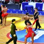 İzmir’de dansçıların kıyasıya rekabeti