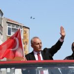 Küçükçekmece’de 19 Mayıs Coşkusu Sokaklara Taştı