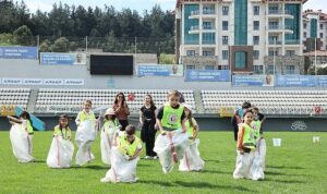 Nilüfer’de miniklerden tatlı mücadele