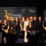 Şehir Tiyatroları “Yenilmez” Oyunuyla Frankfurt Seyircisiyle Buluştu