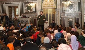 “Sertaç Abi” çocuklara oyun dünyasını anlatacak