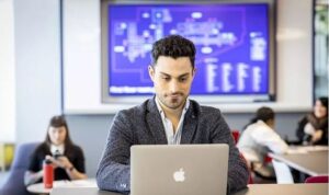 Türkiye’den İngilizce öğretmenlerinin yapay zeka ile öğrenmeyi geliştirmelerine yardımcı olacak ücretsiz materyaller