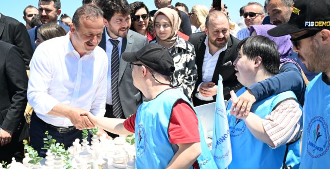 Yavuz Ağıralioğlu 19 Mayıs'ta Samsun'da