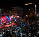 Başkan Çerçioğlu Vatandaşları Kuşadası’nın Eşsiz Mavisinin Eşliğinde Sanatın Ritmiyle Buluşturdu