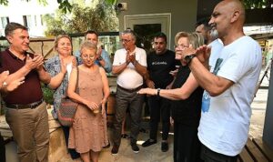 Başkan Topaloğlu resim ve baskı sergisine katıldı