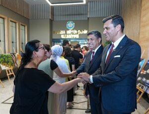 Başkan Zeyrek, Belediye Çalışanlarıyla Bayramlaştı